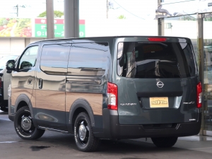 キャラバンキャラバンマイルーム　車中泊のできる街乗り仕様車