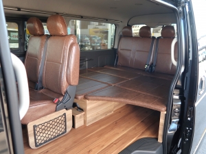 ハイエースワゴン新車 安全装備追加　新車コンプリート