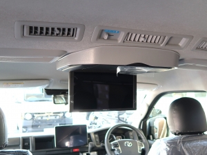 ハイエースワゴン一部改良後 安全装備追加　新車コンプリート
