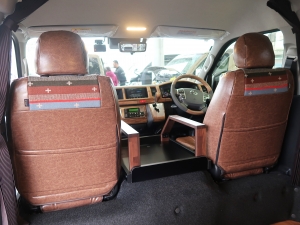 ハイエースワゴン新車コンプリート　ハイエースワゴン２ＷＤ