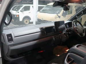 ハイエースバンハイエースバン　ダークプライム２　FD-BOX V-09M