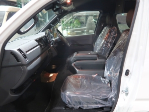 ハイエースバンハイエースバン　ダークプライム２　FD-BOX V-09M