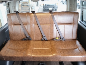 ハイエースワゴン新車コンプリート　ハイエースワゴン２ＷＤ