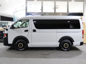 ハイエースワゴン新車コンプリート　ハイエースワゴン２ＷＤ