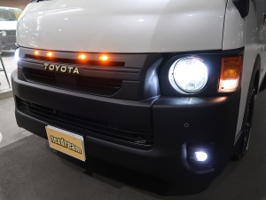 ハイエースワゴン新車コンプリート　ハイエースワゴン２ＷＤ