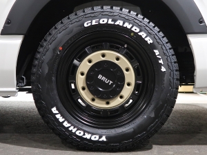 ハイエースワゴン新車コンプリート　ハイエースワゴン２ＷＤ