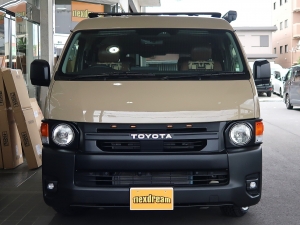 ハイエースバン新車ハイエースバン　ワイド　丸目カスタム