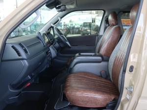 ハイエースバン新車ハイエース　スーパーGL　丸目カスタム