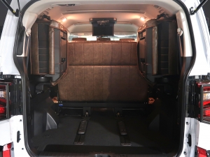 デリカＤ５新型デリカ　Di-seat(ヴィンテージ)