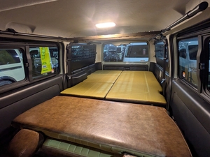 ハイエースバンディーゼル4WD　6X3アーバンカーキ