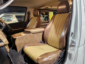 ハイエースバンディーゼル4WD　6X3アーバンカーキ