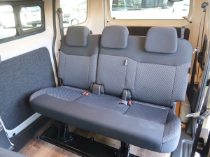新車ベネットカスタムコンプリート