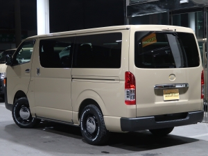 ハイエースバン新車ハイエーススーパーGL　丸目カスタム