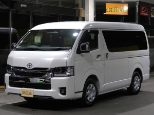 ハイエースワゴン１０人乗り　車中泊できる街乗り仕様車