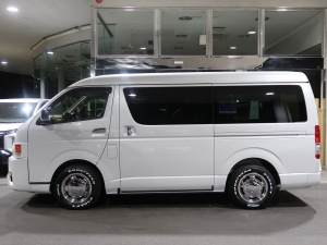 ハイエースワゴン１０人乗り　車中泊できる街乗り仕様車