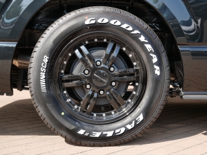 ハイエースバン4型　ダークプライム2　S-GL　4WD　ディーゼル