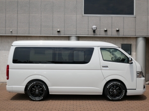 ハイエースワゴン新車：ハイエースワゴン４ＷＤ