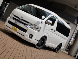 ハイエースワゴン新車：ハイエースワゴン４ＷＤ