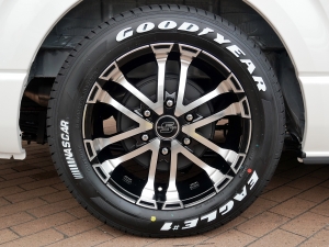 ハイエースバン4型　50th　S-GL　4WD　ディーゼル