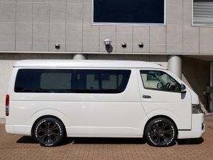 ハイエースワゴンワゴン　4WD　車中泊コンプリート