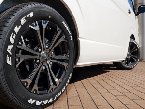 ハイエースワゴンワゴン　4WD　車中泊コンプリート