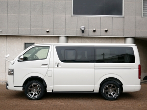 ハイエースバン4型　S-GL　4WD　ディーゼル