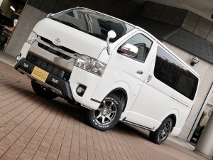ハイエースバン4型　S-GL　4WD　ディーゼル