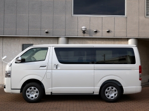 ハイエースバン4型　S-GL　4WD　ディーゼル