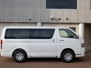 ハイエースバン4型　S-GL　4WD　ディーゼル