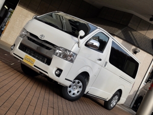 ハイエースバン4型　S-GL　4WD　ディーゼル
