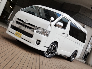 ハイエースバンS-GL　ダークプライム2　ワイド　4WD