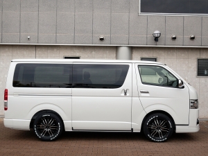 ハイエースバン4型　S-GL　4WD　ディーゼル