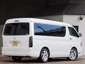 ハイエースワゴンワゴン　4WD　車中泊コンプリート
