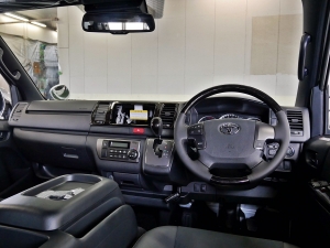 ハイエースバン4型　S-GL　4WD　ディーゼル