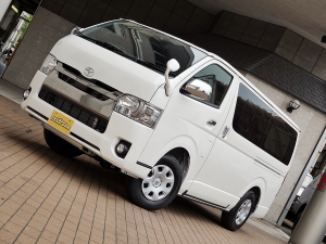 ハイエースバン4型　S-GL　4WD　ディーゼル