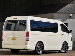 ハイエースワゴンワゴン　4WD　車中泊コンプリート