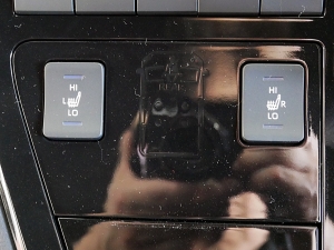 ハイエースワゴン新車アウトレットグランエース　プレミアム