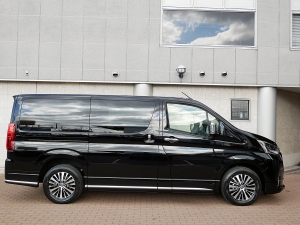 ハイエースワゴン新車アウトレットグランエース　プレミアム