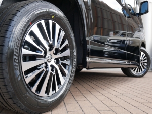 ハイエースワゴン新車アウトレットグランエース　プレミアム