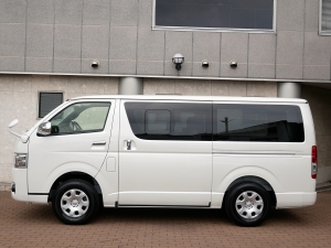 ハイエースバン4型　S-GL　4WD　ディーゼル