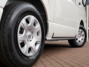 ハイエースバン4型　S-GL　4WD　ディーゼル