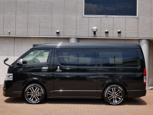 ハイエースワゴンワゴン　4WD　車中泊コンプリート