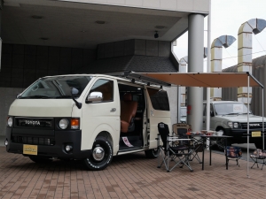 ハイエースバン丸目ハイエース　FD-Classic　クラシック