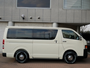 ハイエースバン丸目ハイエース　FD-Classic　クラシック