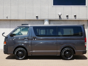 ハイエースバンS-GL　4WD　4ナンバー7人乗り