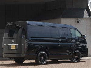 ハイエースワゴン新車アウトレット4型ハイエースワゴン4WD車中泊コンプリート