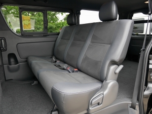 ハイエースバン一部改良型　新型ハイエース　即納車