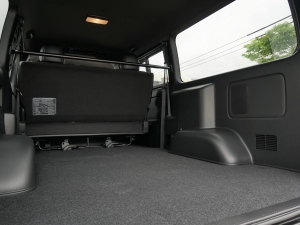 ハイエースバン一部改良型　新型ハイエース　即納車