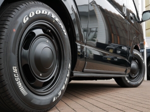 ハイエースバン新車アウトレット新車コンプリート　即納車　丸目ハイエース