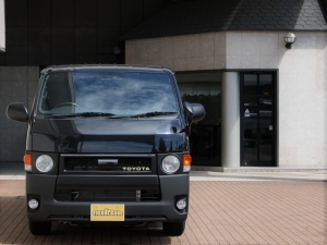 ハイエースバン新車アウトレット新車コンプリート　即納車　丸目ハイエース
